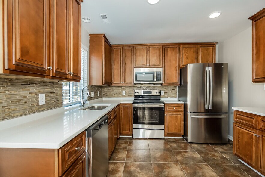 Building Photo - 5406 Carronbridge Ln