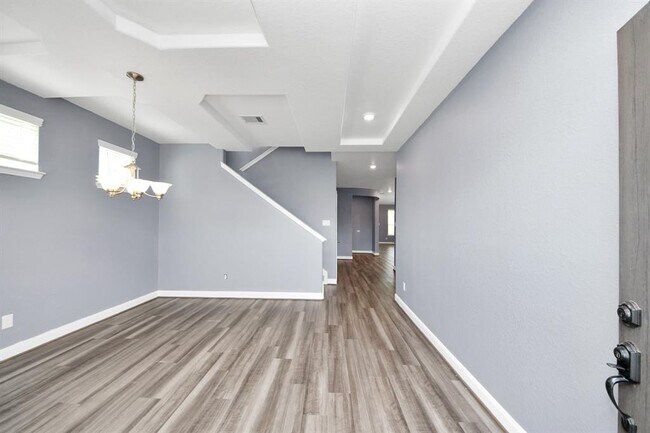 Building Photo - 931 Barstow Dr