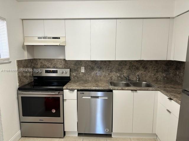 Building Photo - 4255 N University Dr