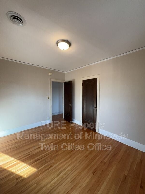 Building Photo - 4908 Chicago Ave