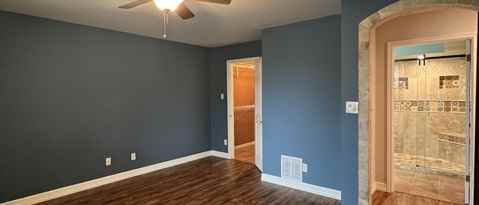 Building Photo - 204 Walnut Way