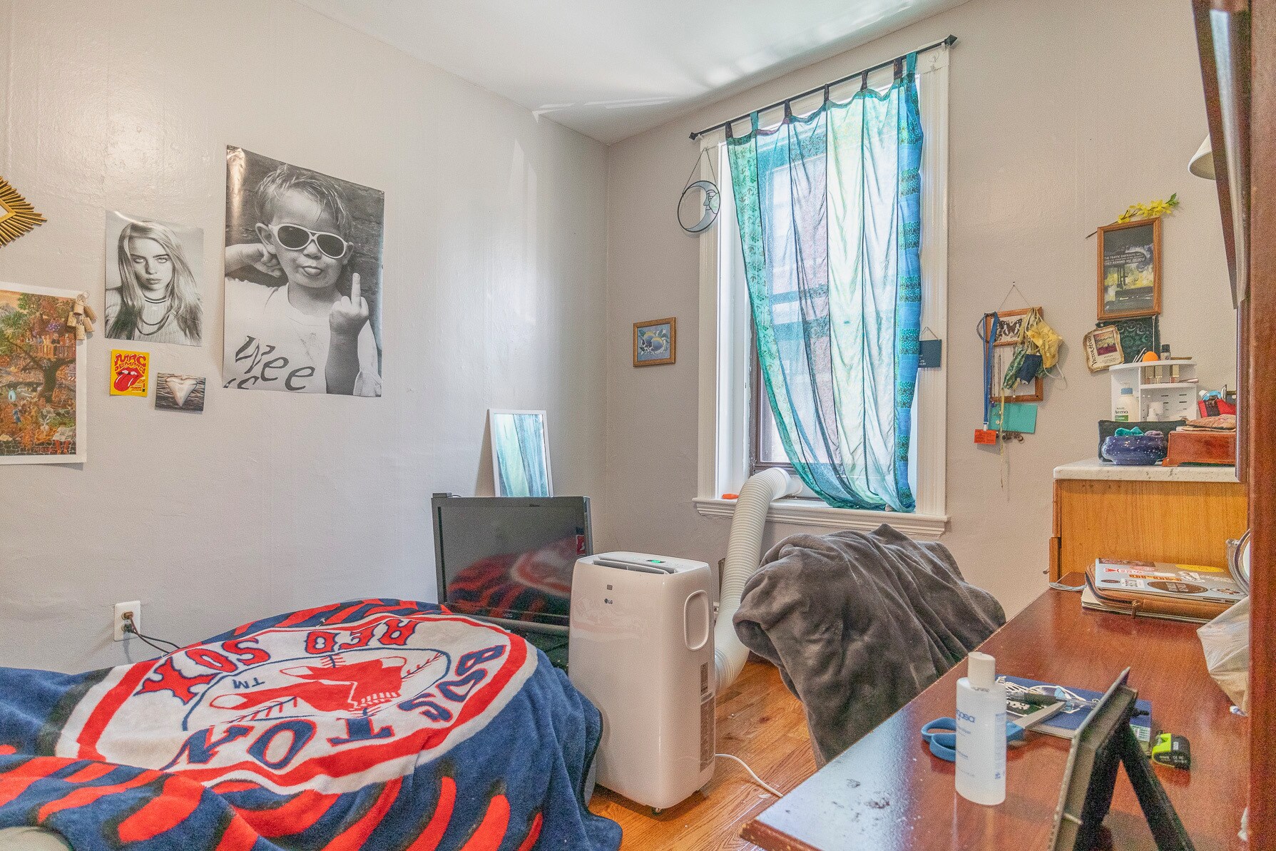 Building Photo - 872 Huntington Ave