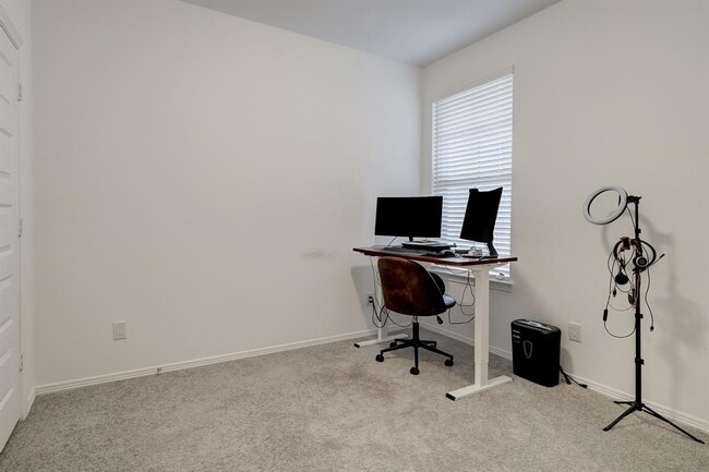 Building Photo - 21306 Nova Wy