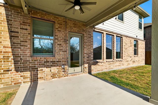 Building Photo - 2325 Myrtle Wy