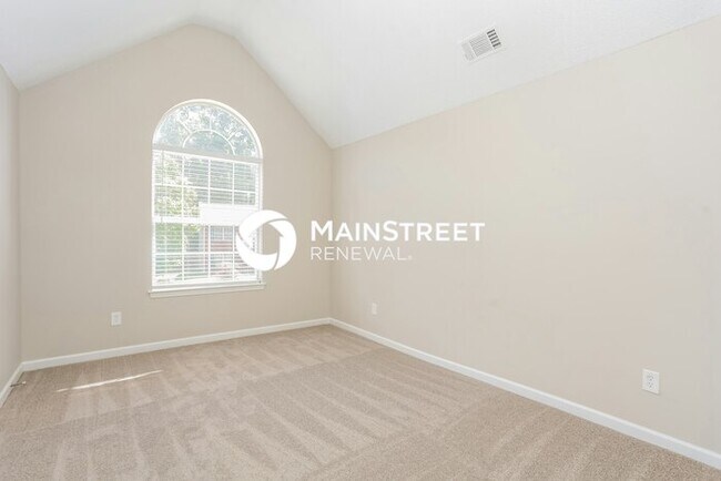 Building Photo - 4 Bedroom Pet-Friendly Home in COVINGTON, ...