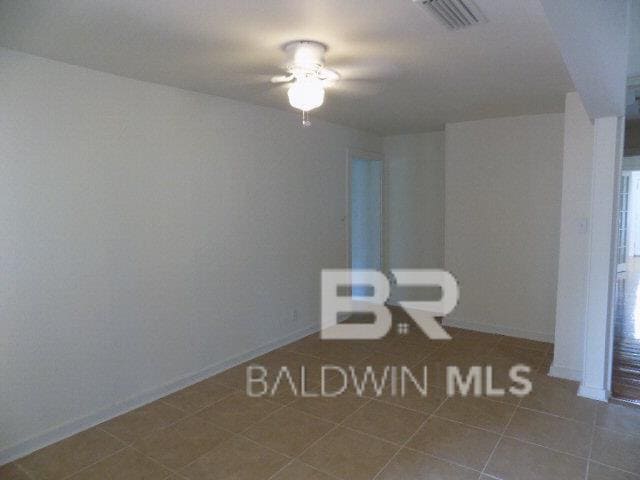 Building Photo - 16219 Silverhill Ave