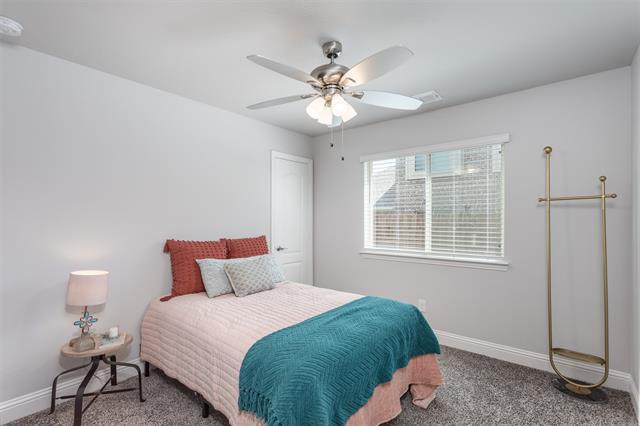 Building Photo - 204 Garden Grove Dr