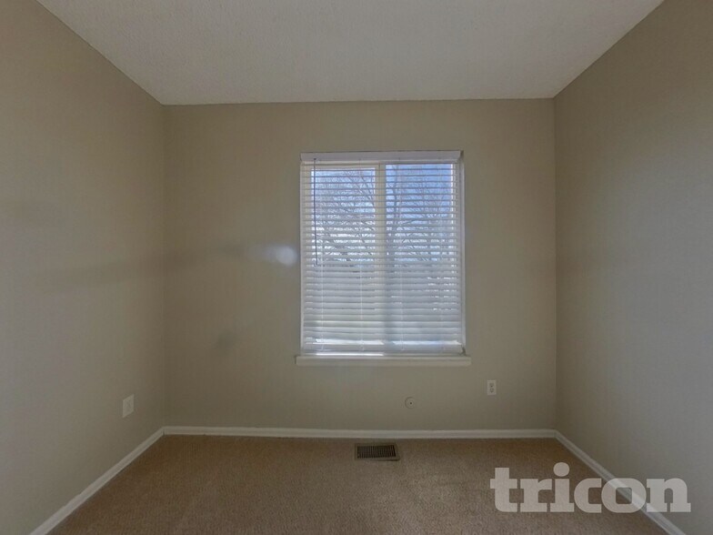 Building Photo - 2179 S Uravan St