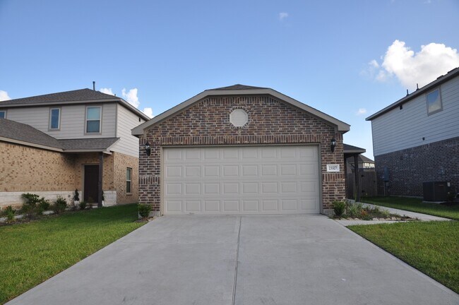 Building Photo - 23327 Briarstone Hbr Trl