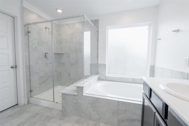 Building Photo - 24207 Asher Hollow Ln