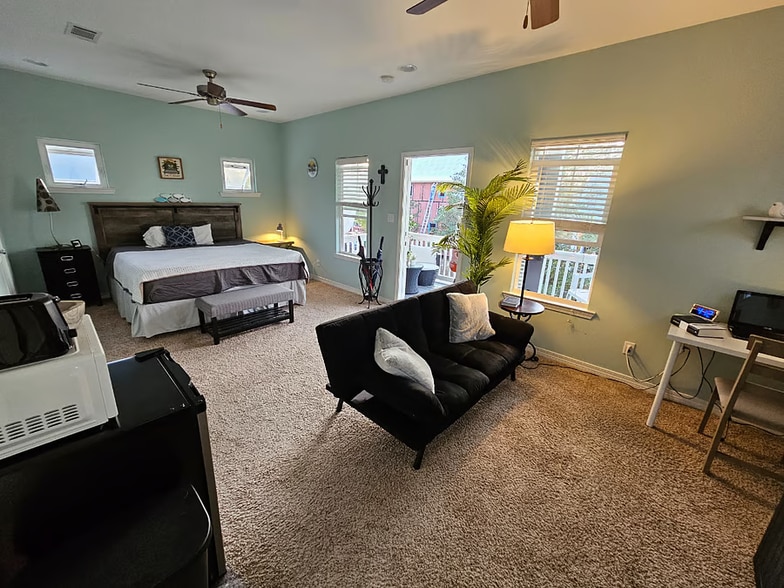 Building Photo - 208 Marlberry Trce