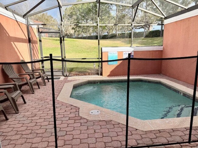 Building Photo - Kissimmee Townhome For Rent - Fully Furnished with 3 Bedrooms 2.5 Baths