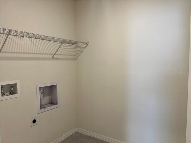 Building Photo - 3009 Tansy St