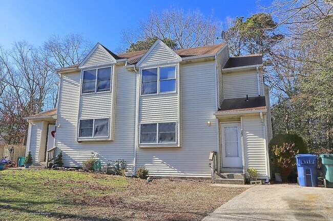 Building Photo - 207 E Winged Foot Ct