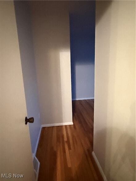 Building Photo - 195 Surrey Ln