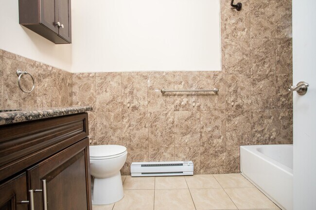 Building Photo - 221 62nd St