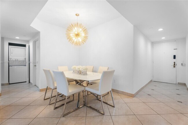 Building Photo - 4779 Collins Ave