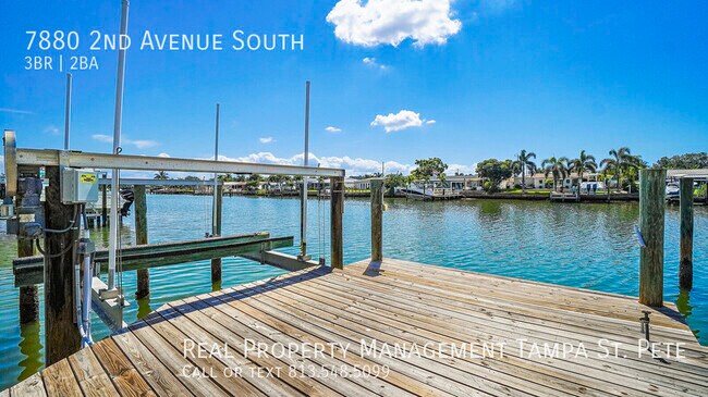 Building Photo - ***Beautiful St Pete Waterfront Home***