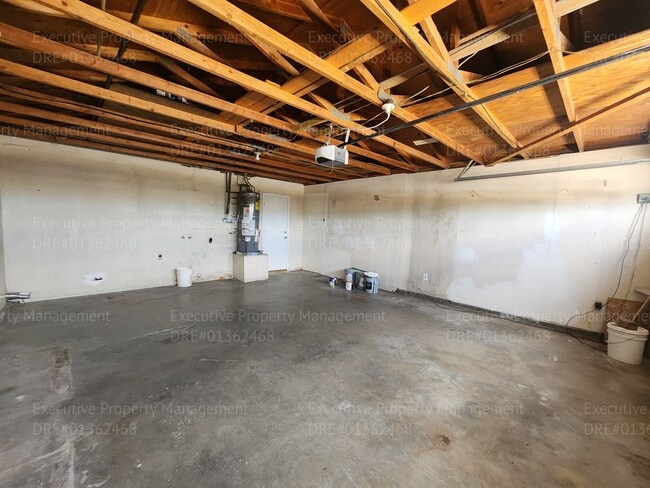 Building Photo - 10112 Meacham Rd