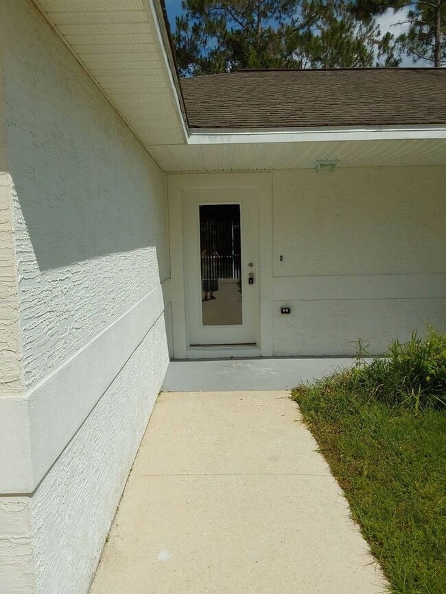 Building Photo - 9 Pony Express Dr