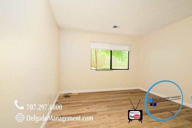 Building Photo - Benicia! Large two story three bedroom, two and 1/2 baths townhome