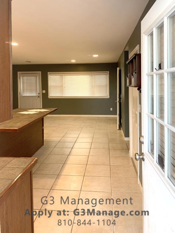 Building Photo - 6304 Stephen