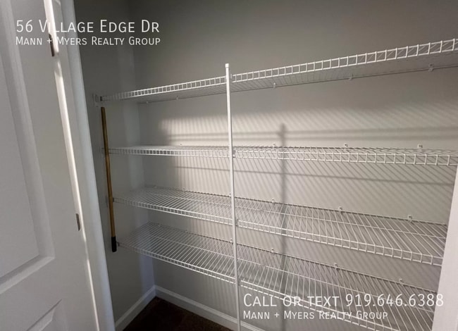 Building Photo - 56 Village Edge Dr