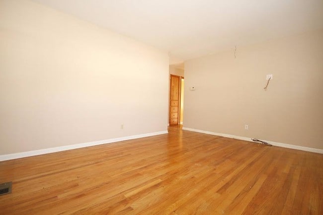 Building Photo - 1509 Bel Air Dr