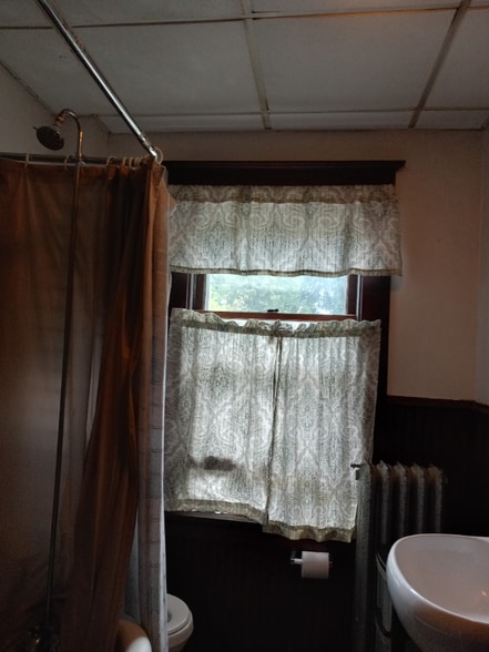 Primary Photo - 132 Montgomery St