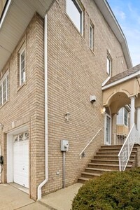 Building Photo - 12 Liberty Ct.