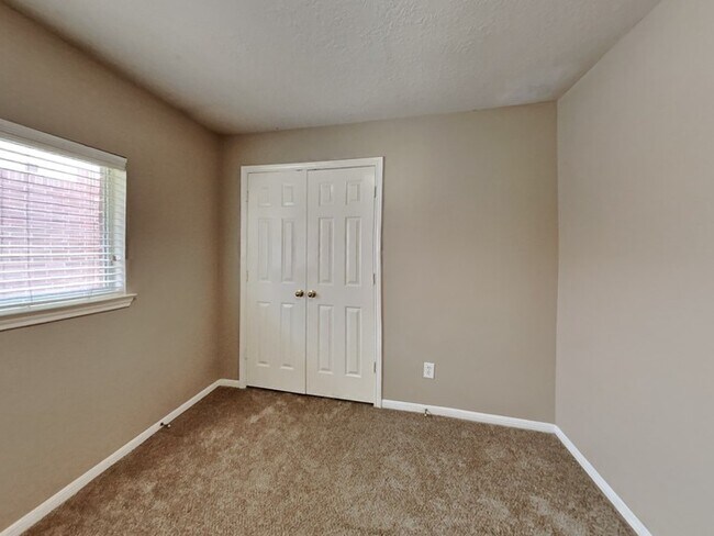 Building Photo - Welcome Home