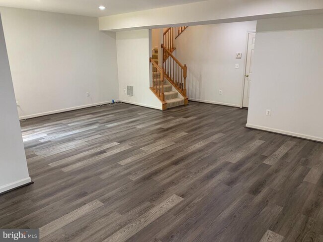 Building Photo - 43395 Allisons Ridge Terrace