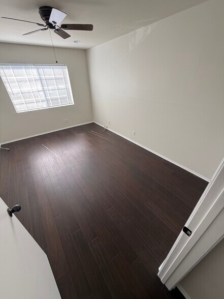 Building Photo - 1357 Armadale Ave