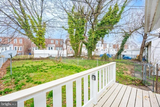 Building Photo - 2013 Edgmont Ave