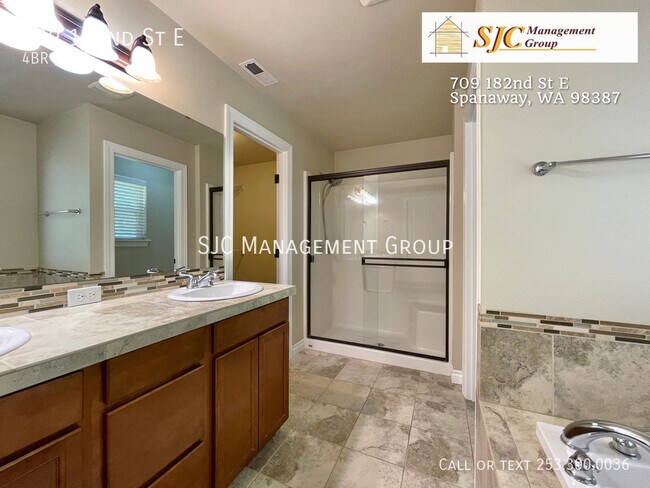 Building Photo - 709 182nd St E