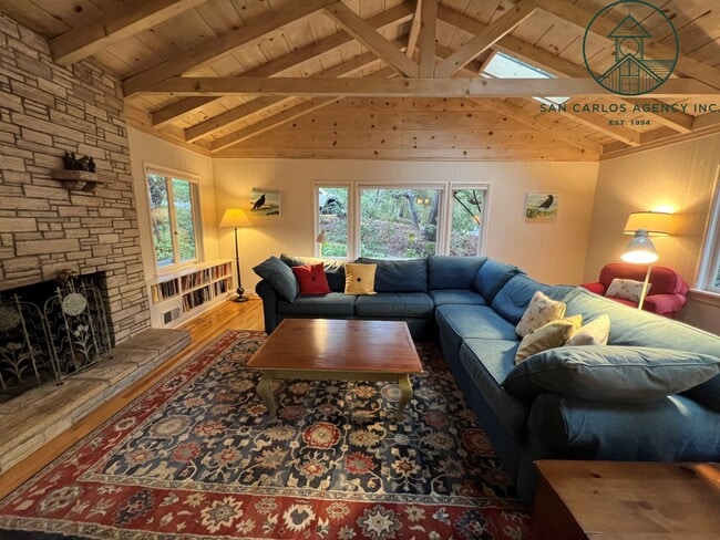 Building Photo - Updated & Spacious Four Bedroom Home in Peaceful Carmel Location