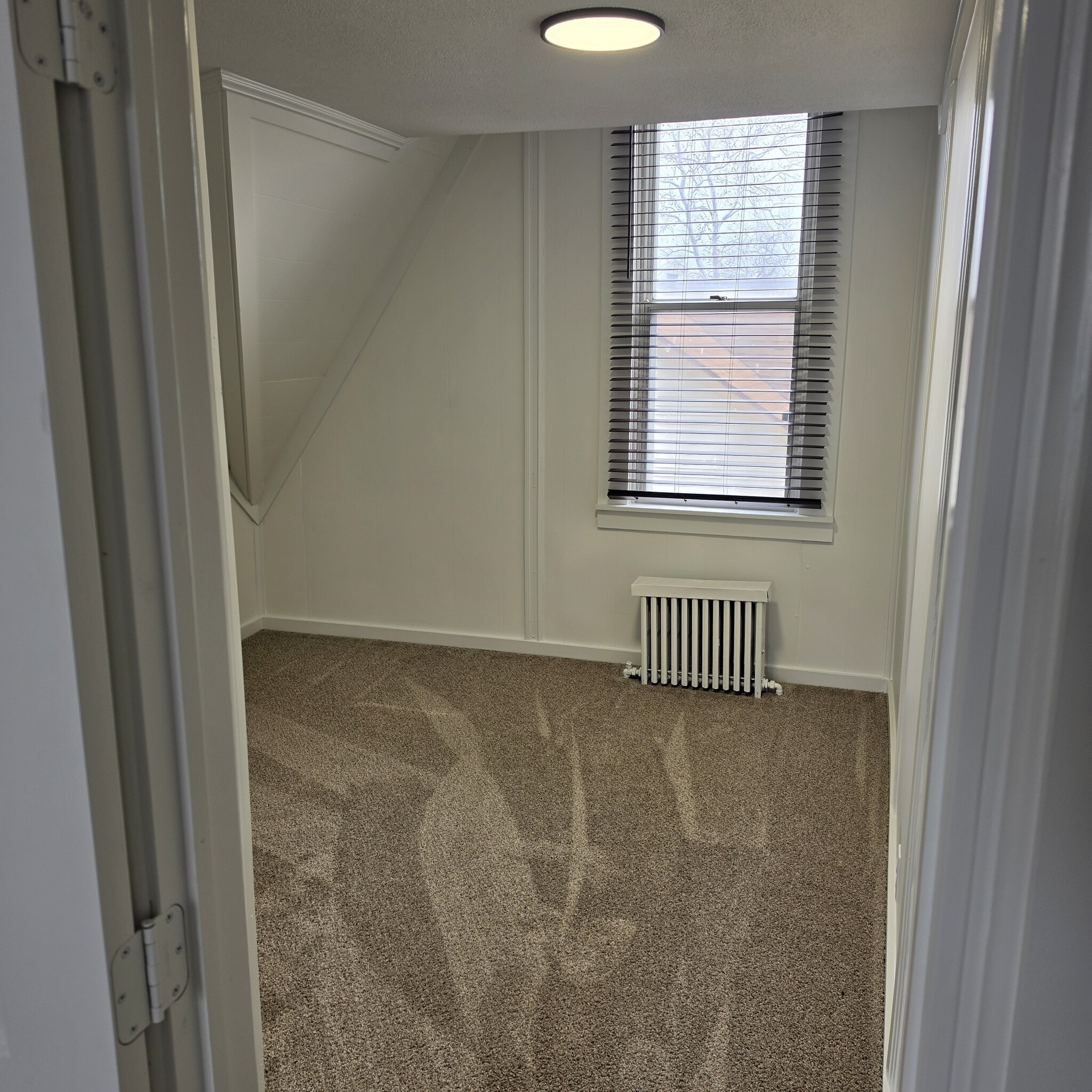 Building Photo - 1017 Putnam St