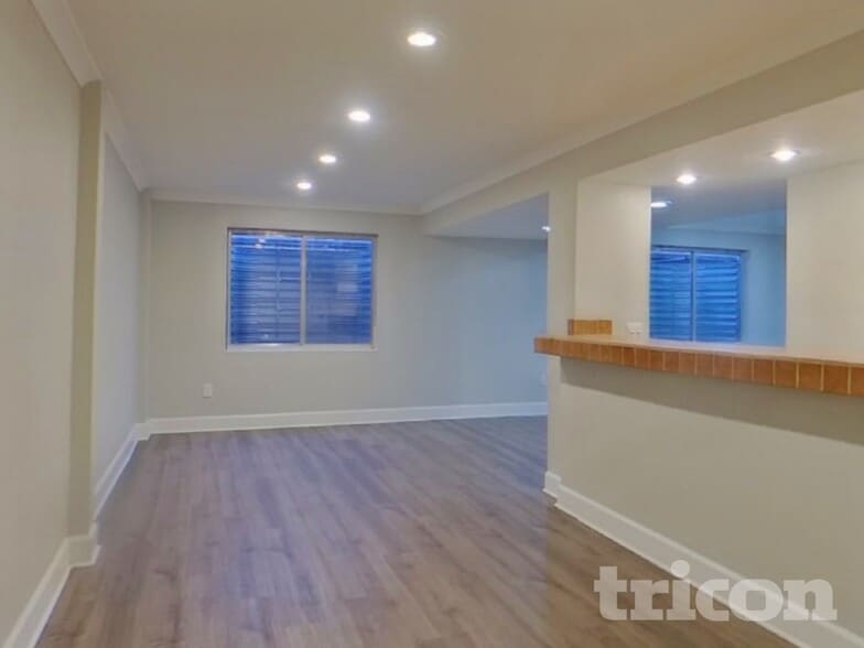 Building Photo - 7910 Camfield Cir