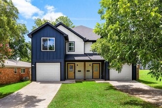 Building Photo - 1606 W Johnson St