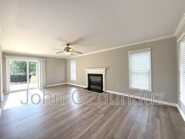 Building Photo - 804 Falling Wind Ct