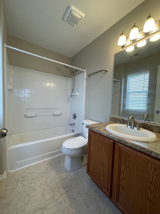 Building Photo - 7387 Countryside Grv