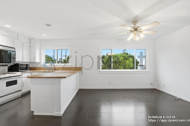 Building Photo - 1200 Opal St