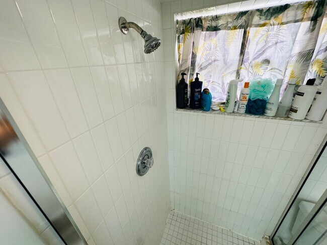 Building Photo - 12274 1st St W