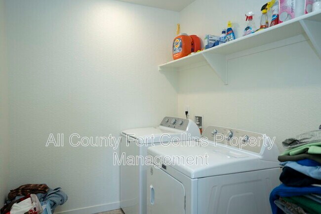 Building Photo - 222 Haymaker Ln