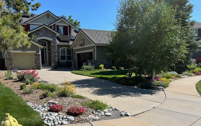 Building Photo - 16909 W 63rd Ln