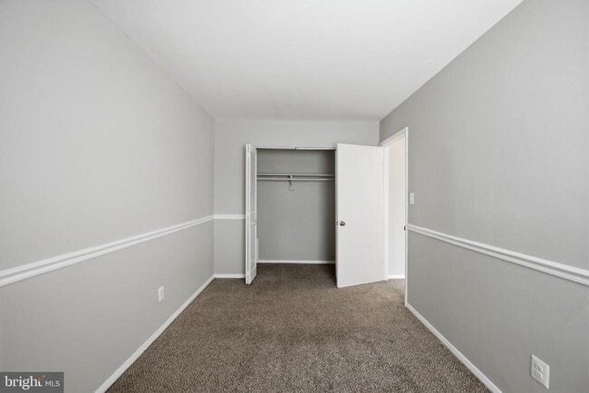 Building Photo - 40 Cobber Ln