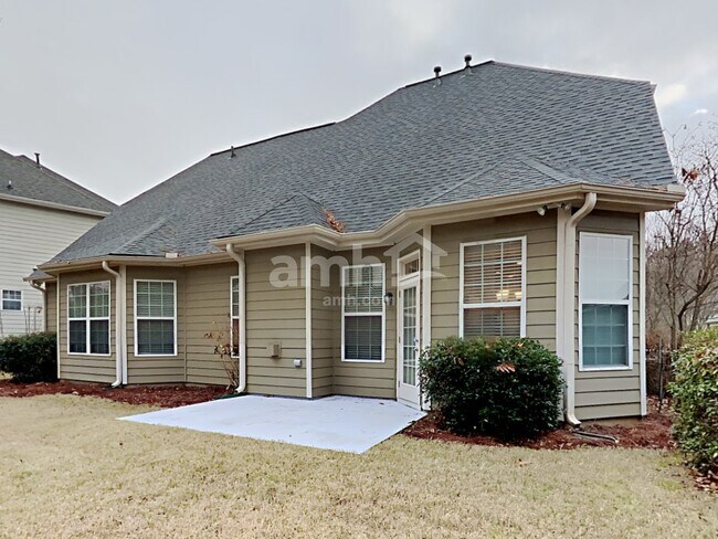 Building Photo - 433 Long Branch Way