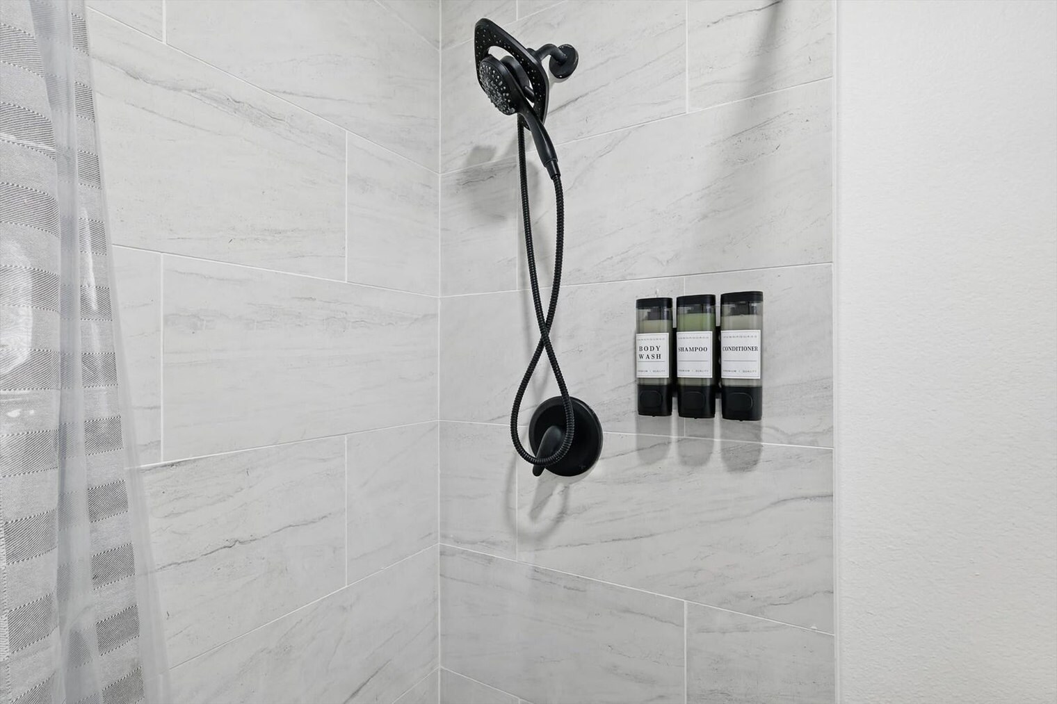 Building Photo - 2336 Minnie St