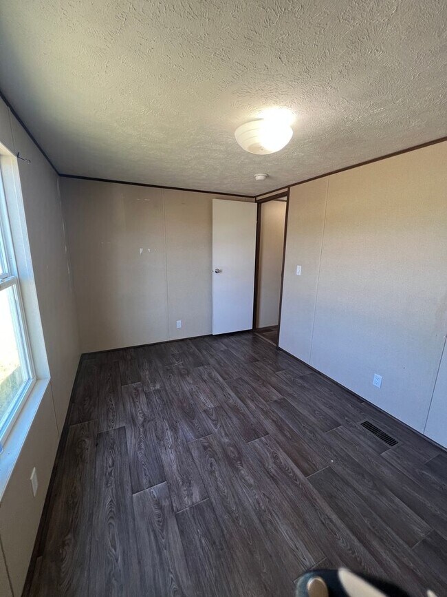 Building Photo - 142 CO ROAD 5516-F32