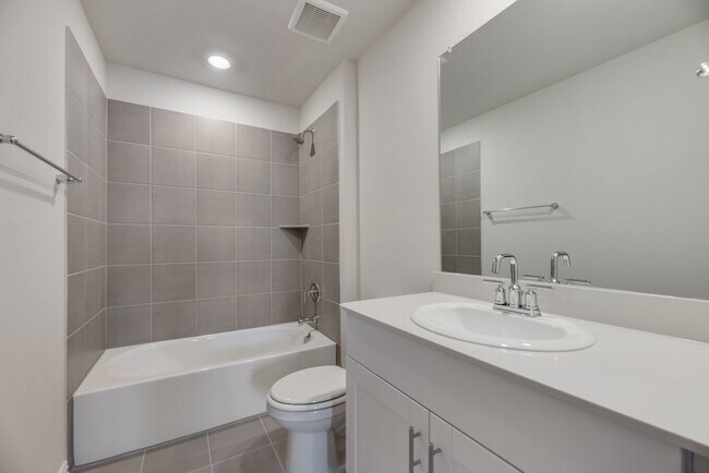 Building Photo - 3311 Celestial Ln